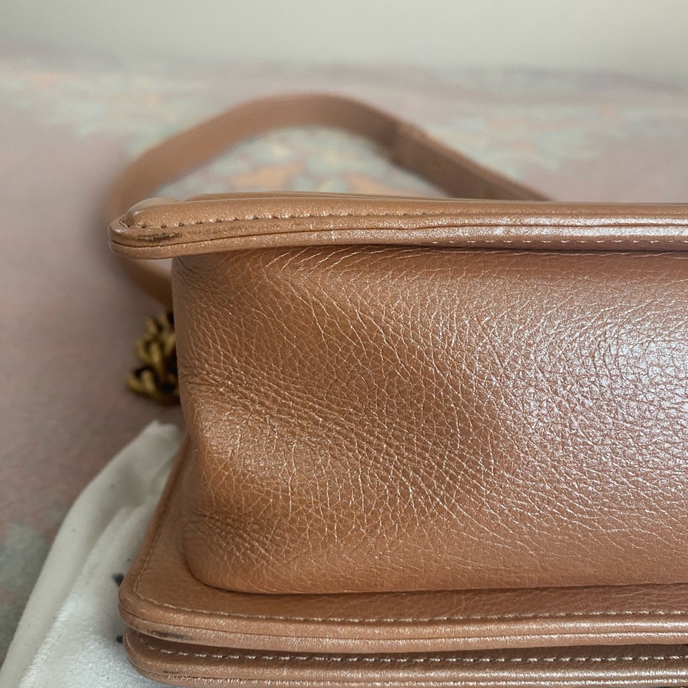 Chanel Le Boy Medium iridescent Bronze rose gold with Gold hardware - Picture 3 of 11